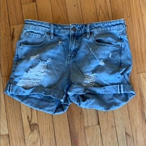 Melrose and Market distresses Jean shorts